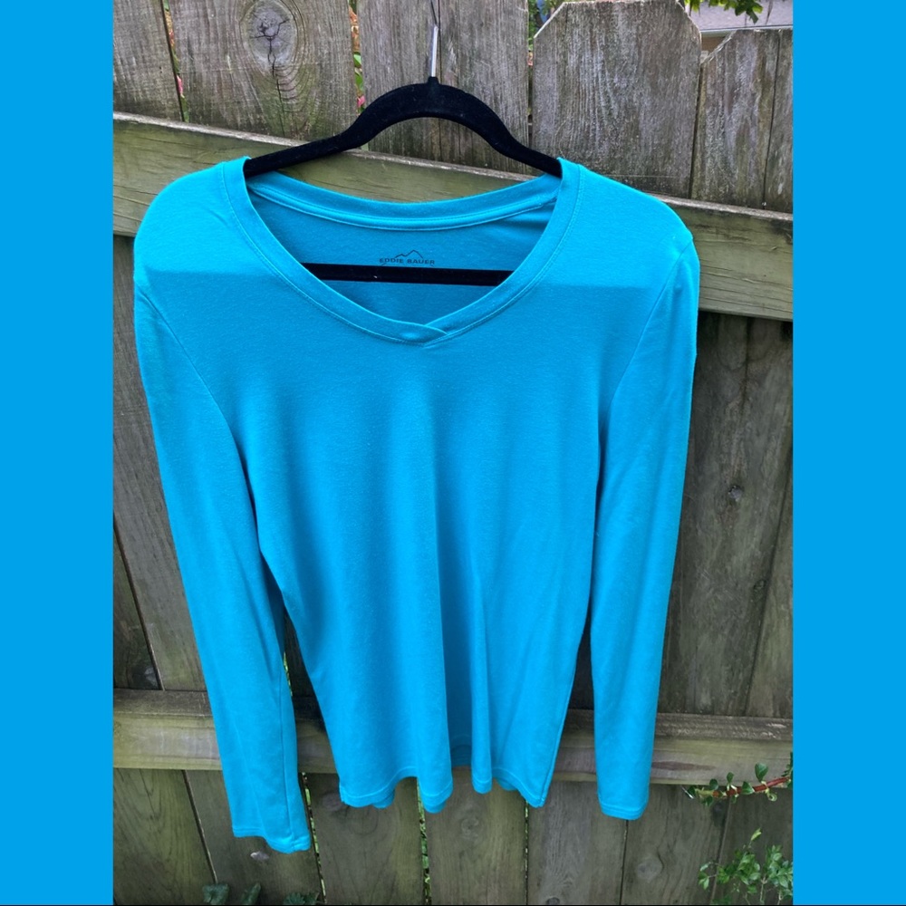 Eddie Bauer Women’s Blue Short-sleeve T-shirt L